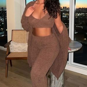cozy 3 piece set 🤎 robe, bra top, and long pants • skims like set fashion nova